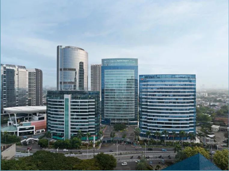 Fasad utama Pondok Indah Office Tower Jakarta Selatan - gedung perkantoran modern pilihan bisnis strategis