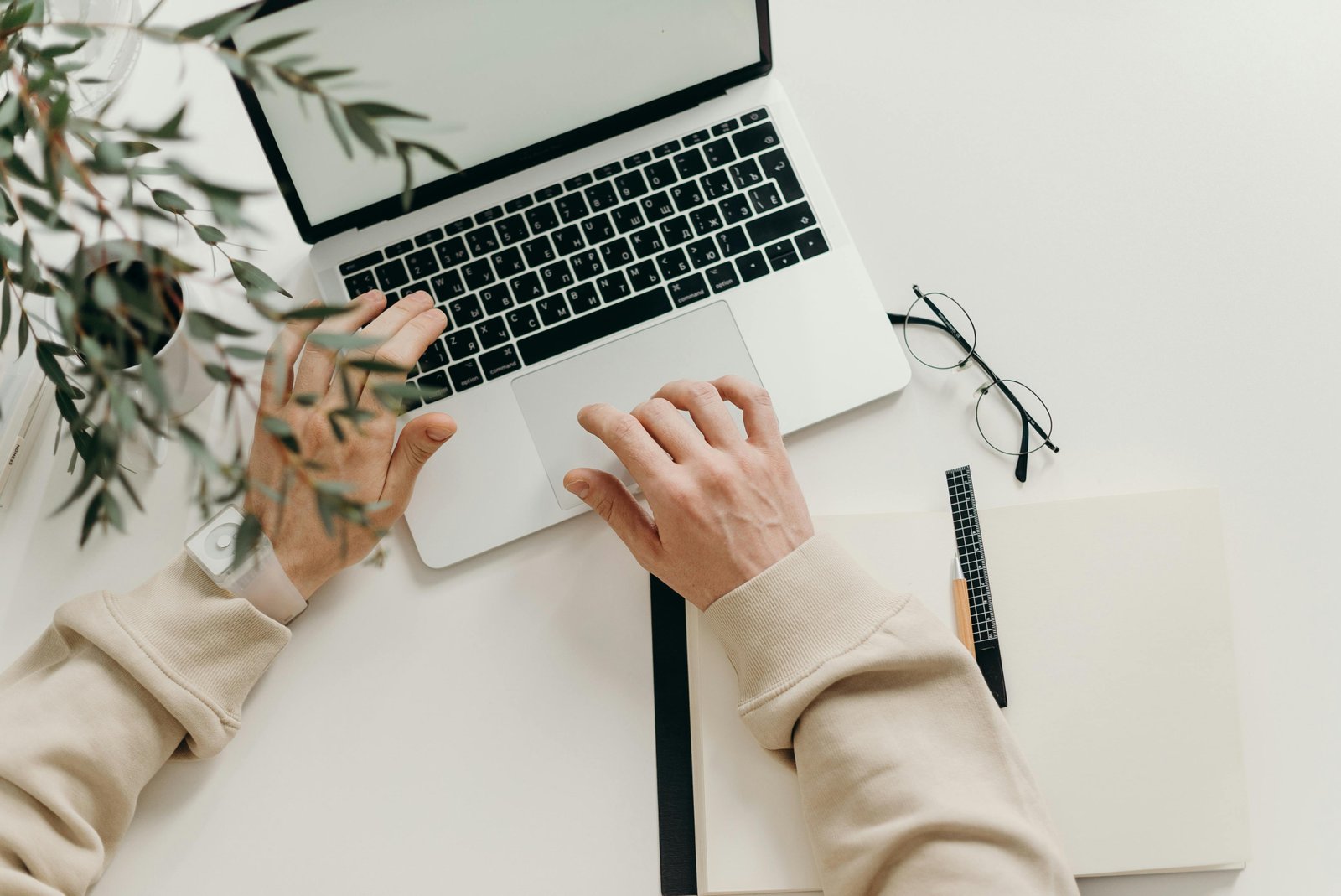 freelance atau full time