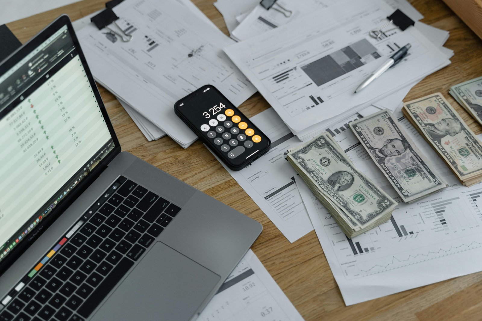 freelance atau full time
